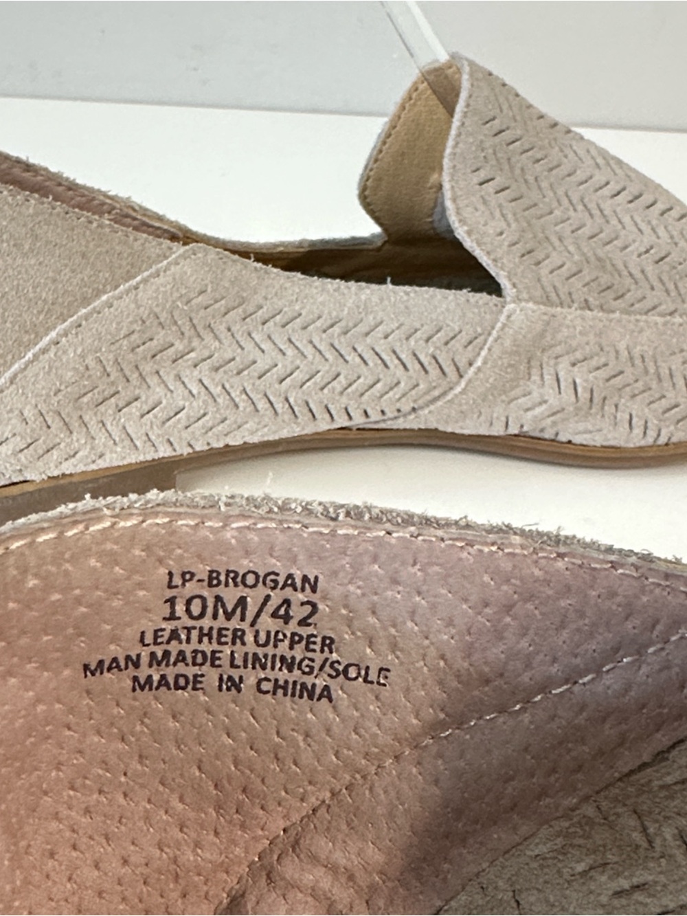 Lucky Brand Suede Grey Pointed Loafers Size 10 Brogan Laser Cut - Picture 11 of 16